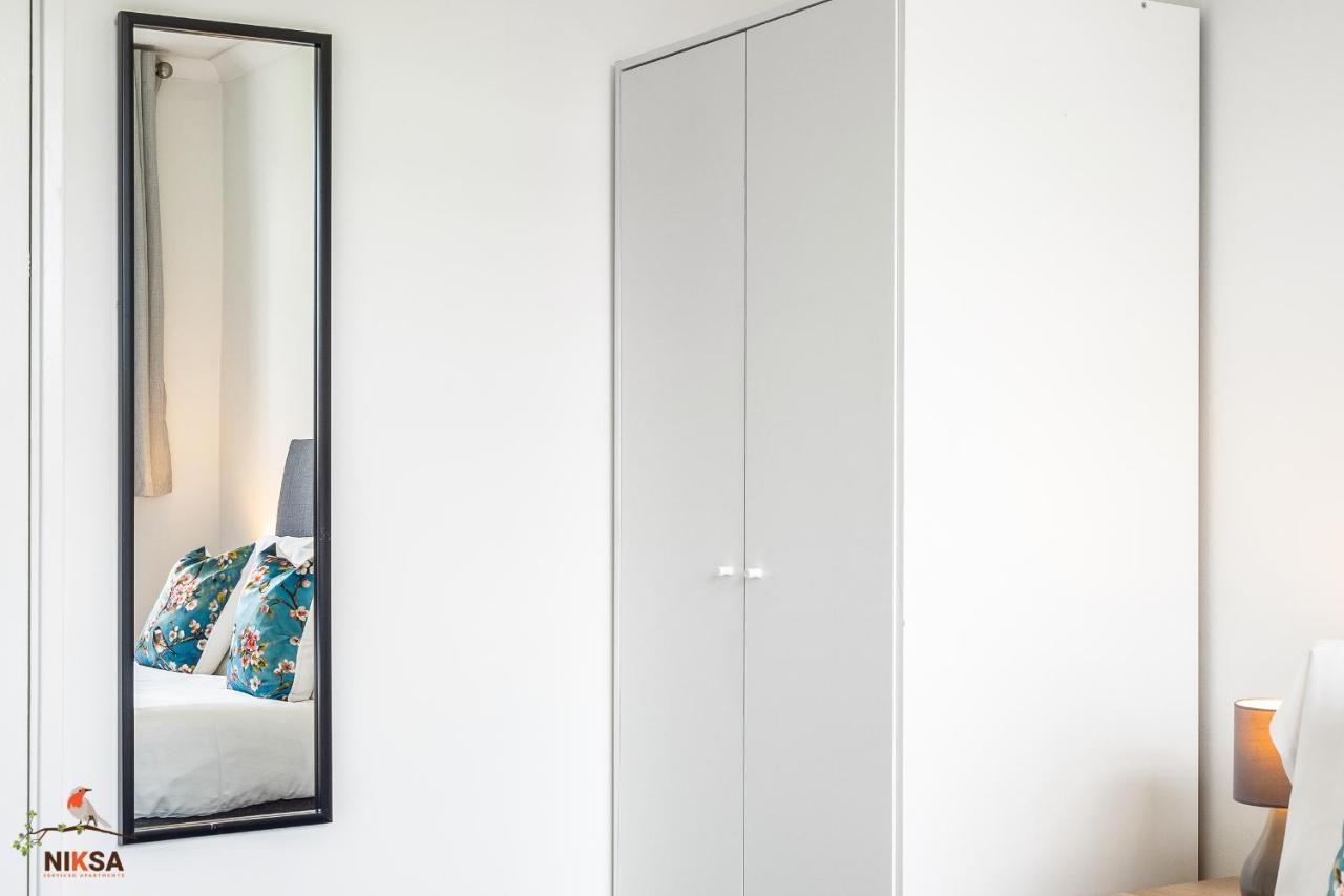 Niksa Serviced Accommodation - 3 Bedroom House Welwyn Garden City Exterior photo